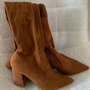 Cognac suede knee high boots! Never been worn. Steve Madden size 7